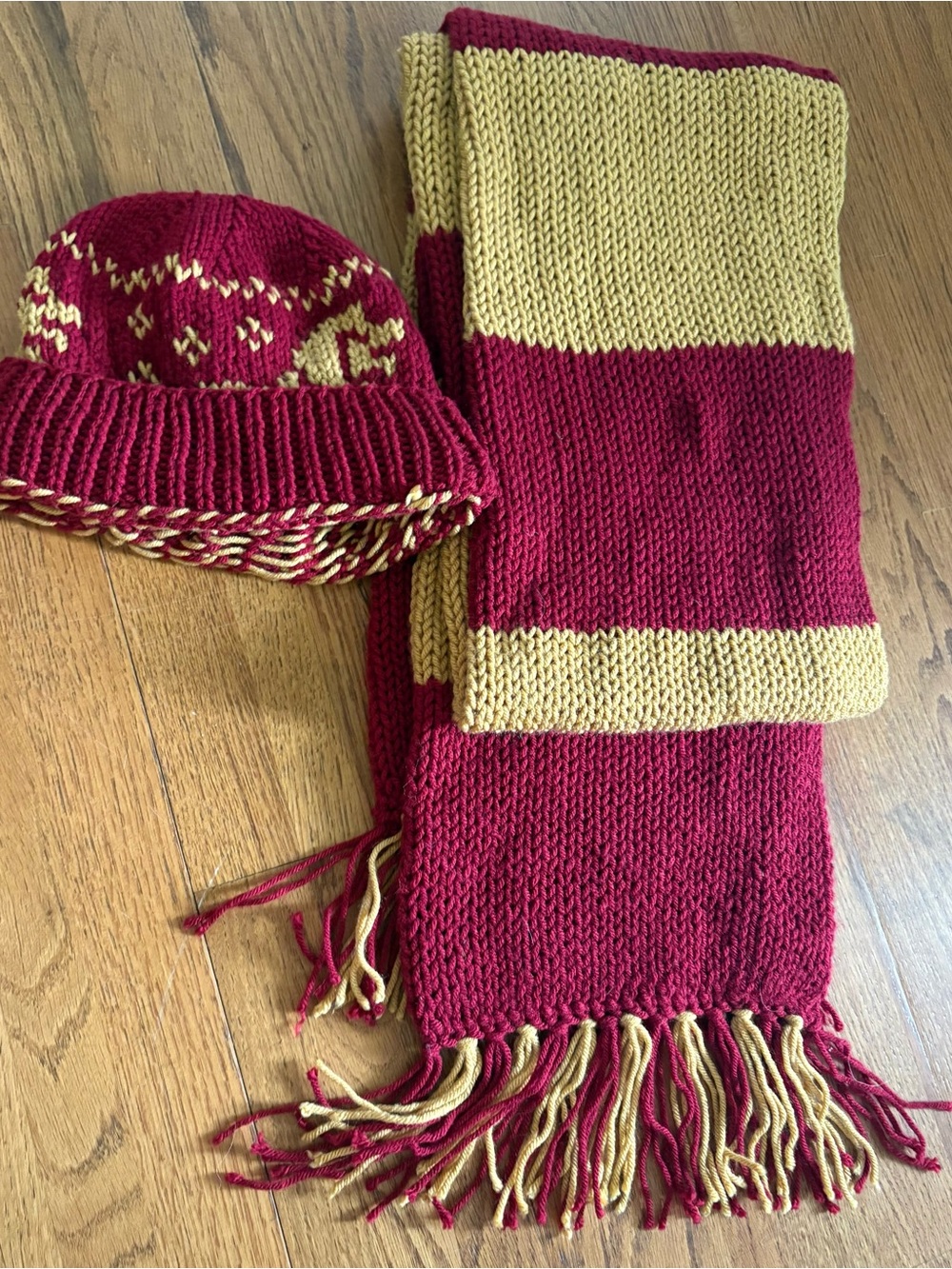 Handmade Beanie and Fringe Scarf Burgundy and Gold (Harry Potter inspired)